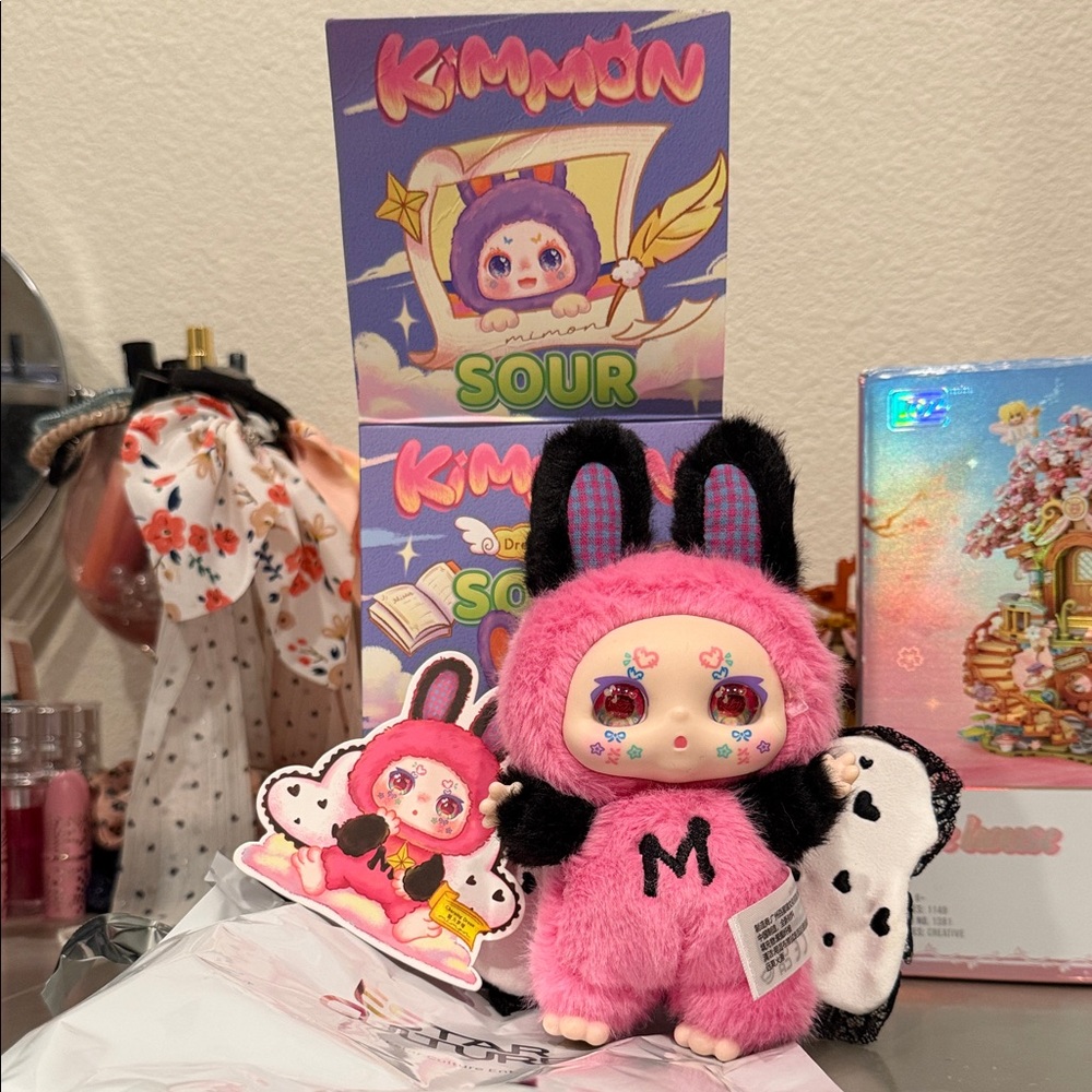 Kimmon Sour Charming Dream Doll
